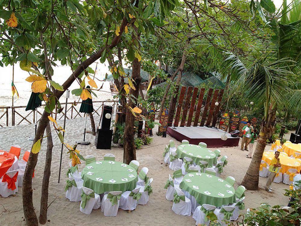 Camayan Beach Resort Hotel Subic Bay Exterior foto